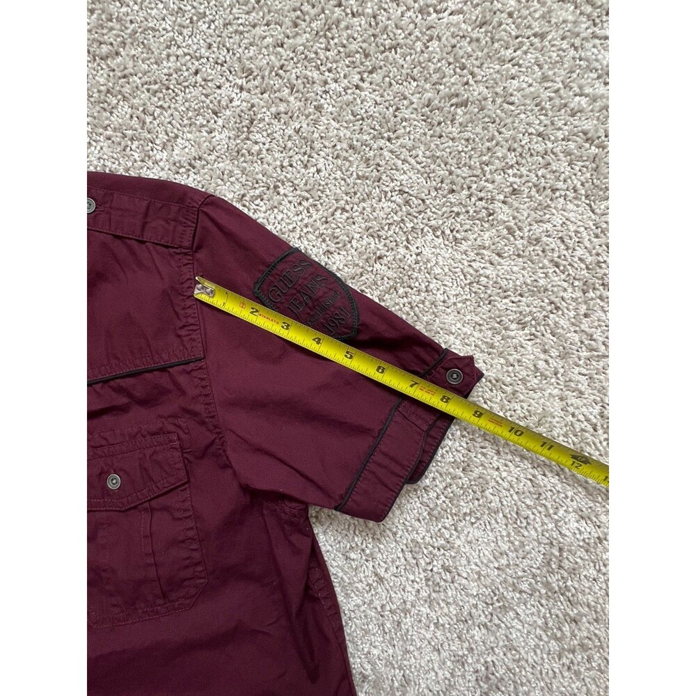 Guess Mens Button Up Shirt Burgundy Short Sleeve Military Style Size M Casual - Picture 4 of 9